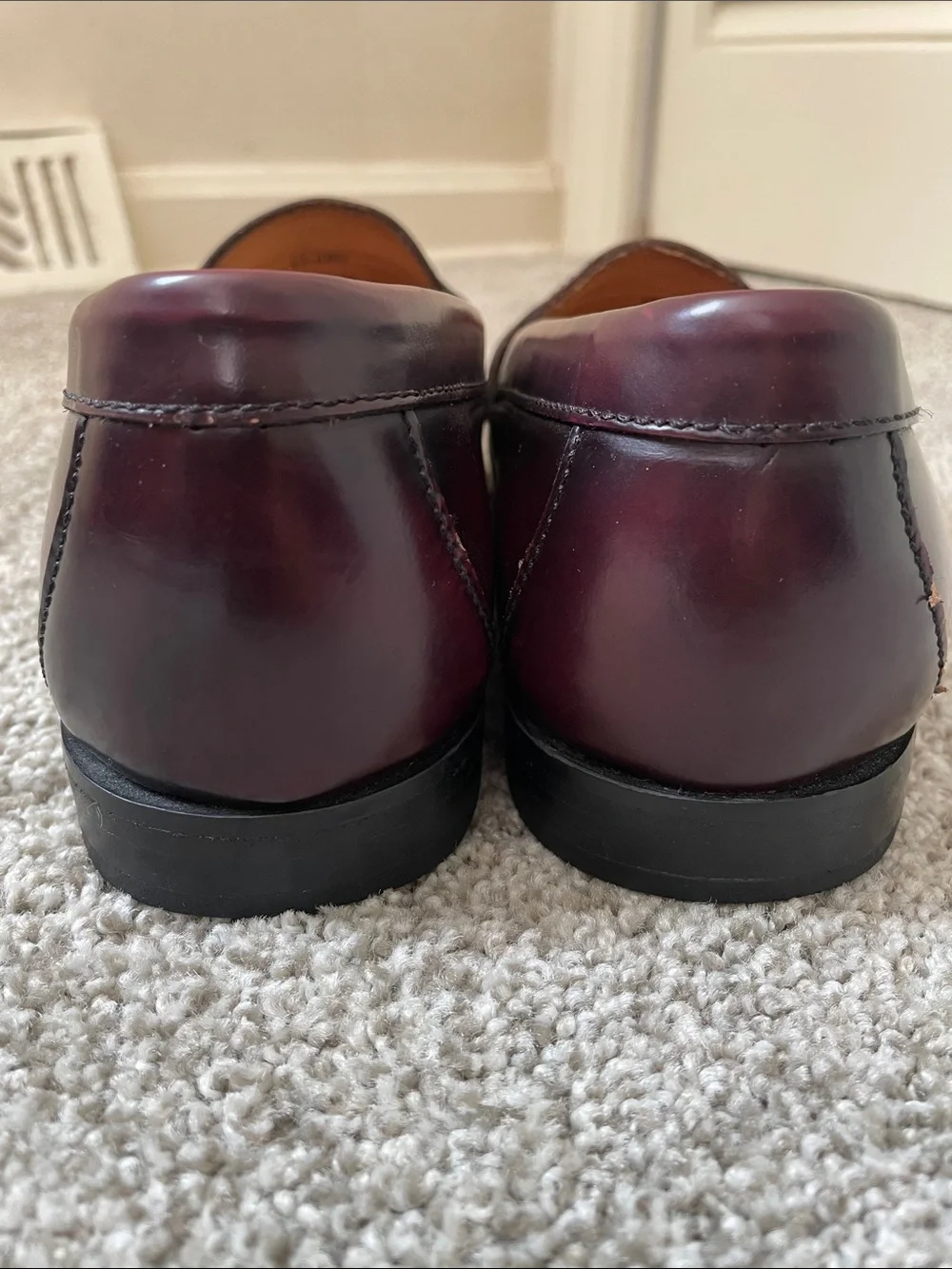 Johnston & Murphy Men’s Burgundy Leather Penny Loafers Sz 7.5 slip on